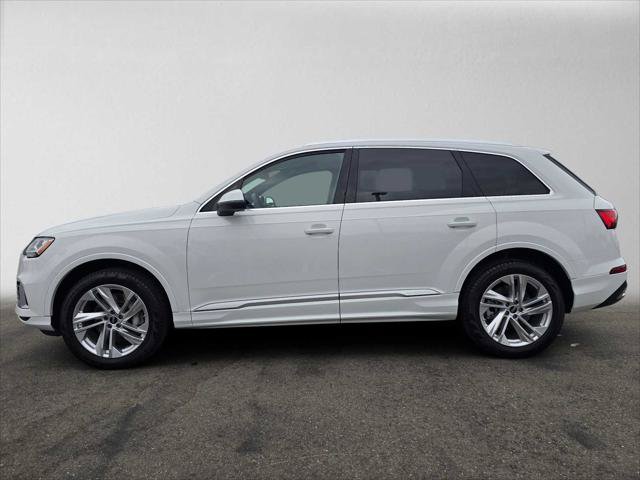 Used 2023 Audi Q7 2.0T Premium w/ Towing Package AWD/4WD image 6
