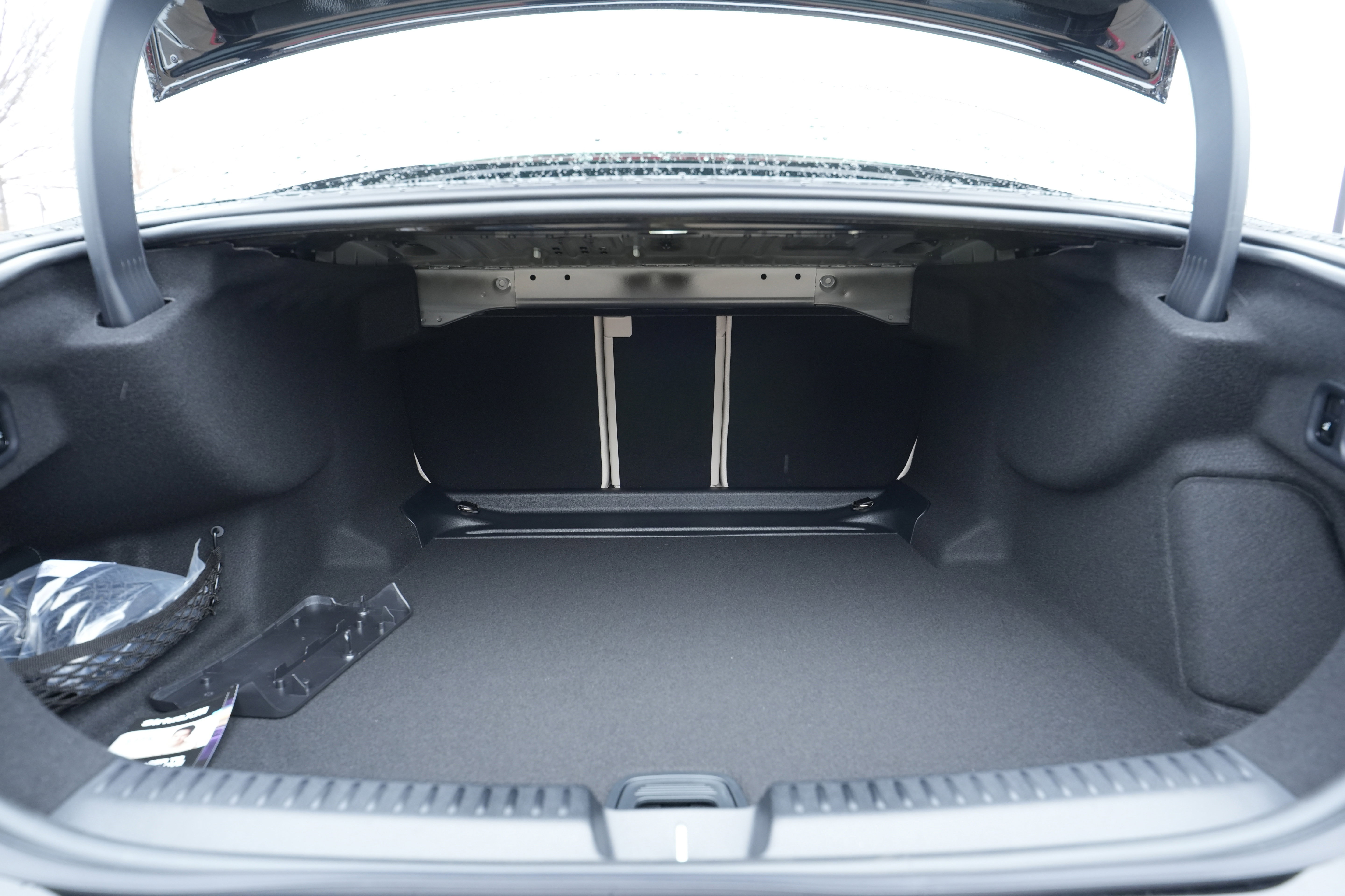 New 2026 Mercedes-Benz E 350 4MATIC Sedan image 15