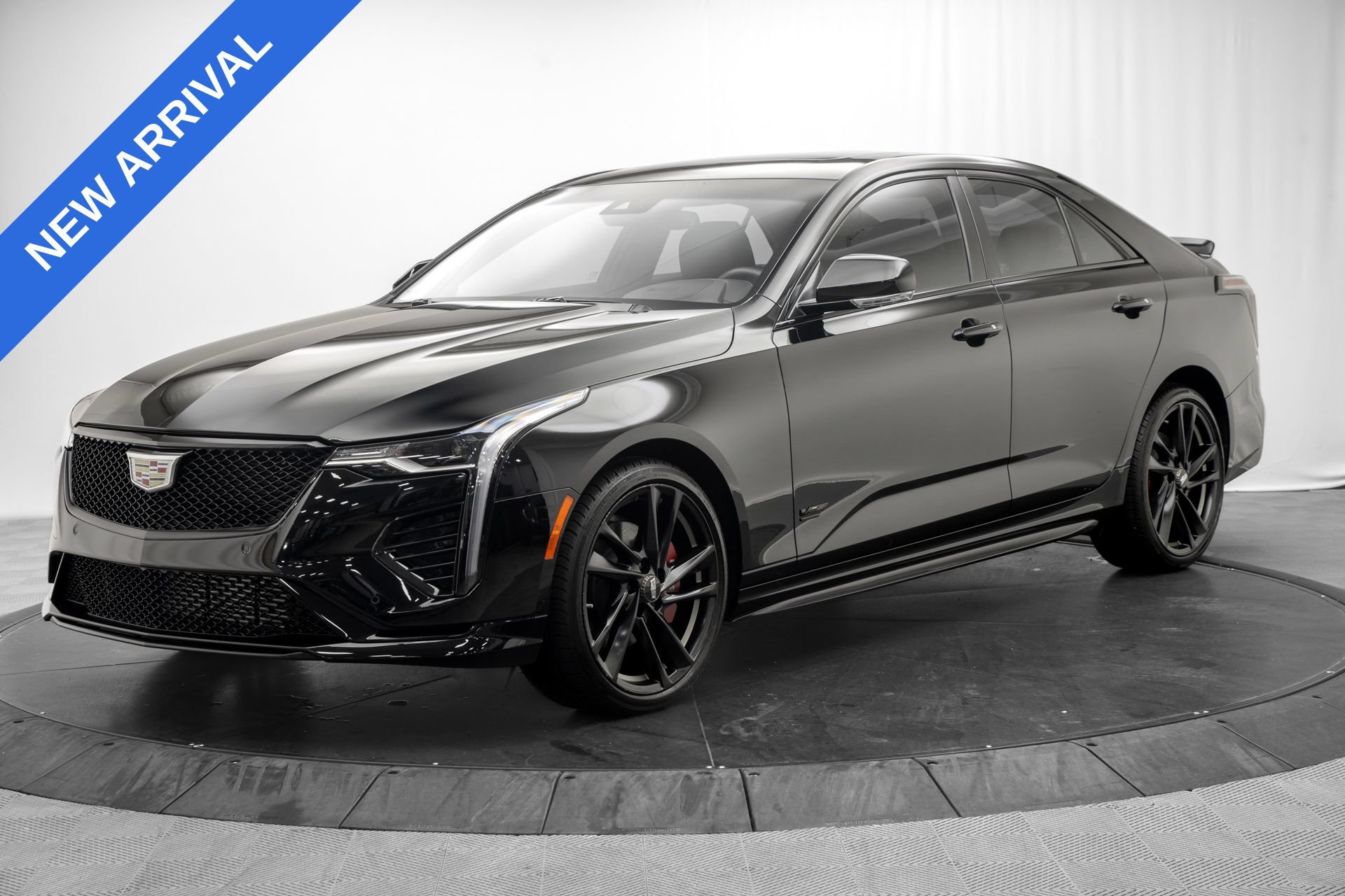 Used 2025 Cadillac CT4 V w/ LPO, Bronce Accent Package AWD/4WD image 3