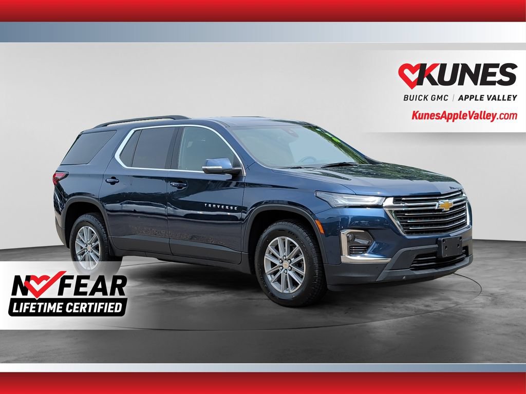 Used 2023 Chevrolet Traverse LT