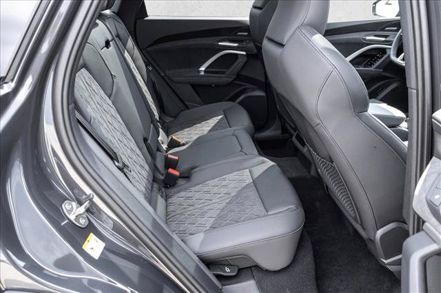 New 2026 Audi SQ5 Premium Plus AWD/4WD image 23