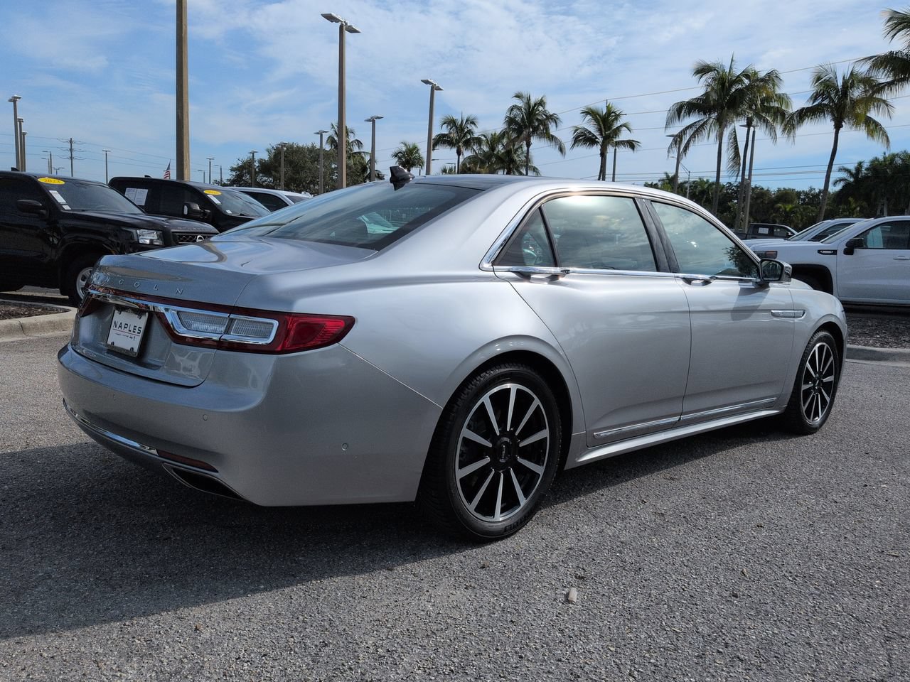 Used 2020 Lincoln Continental Reserve FWD image 5