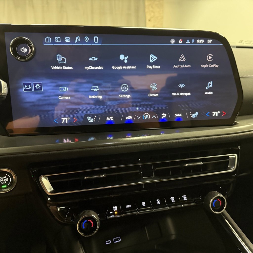 New 2026 Chevrolet Traverse LT w/ Sun and Wheel Package FWD image 30