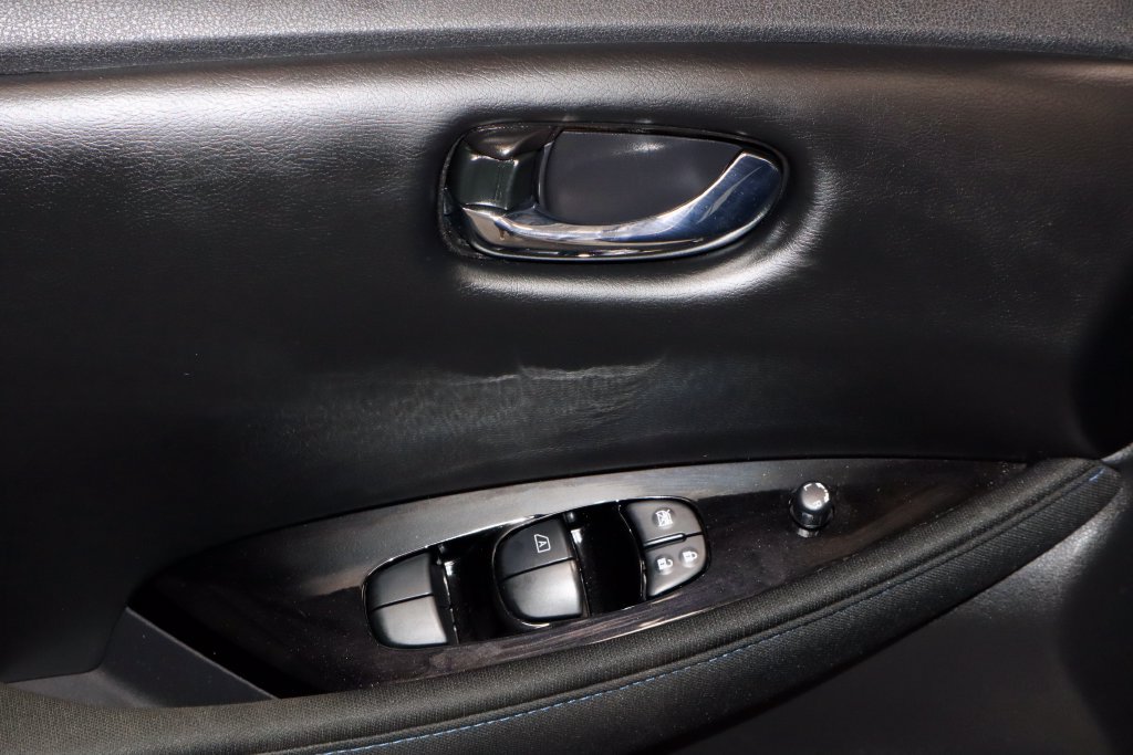 Certified 2024 Nissan Leaf SV Plus FWD image 23