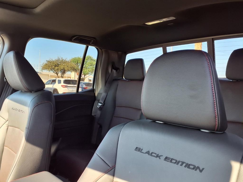 New 2026 Honda Ridgeline Black Edition image 17