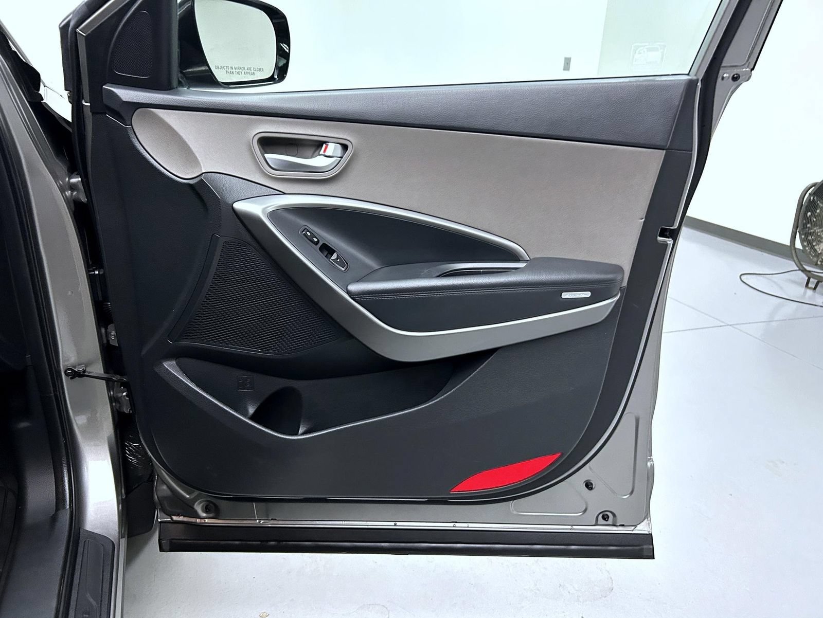 Used 2018 Hyundai Santa Fe Sport FWD image 16