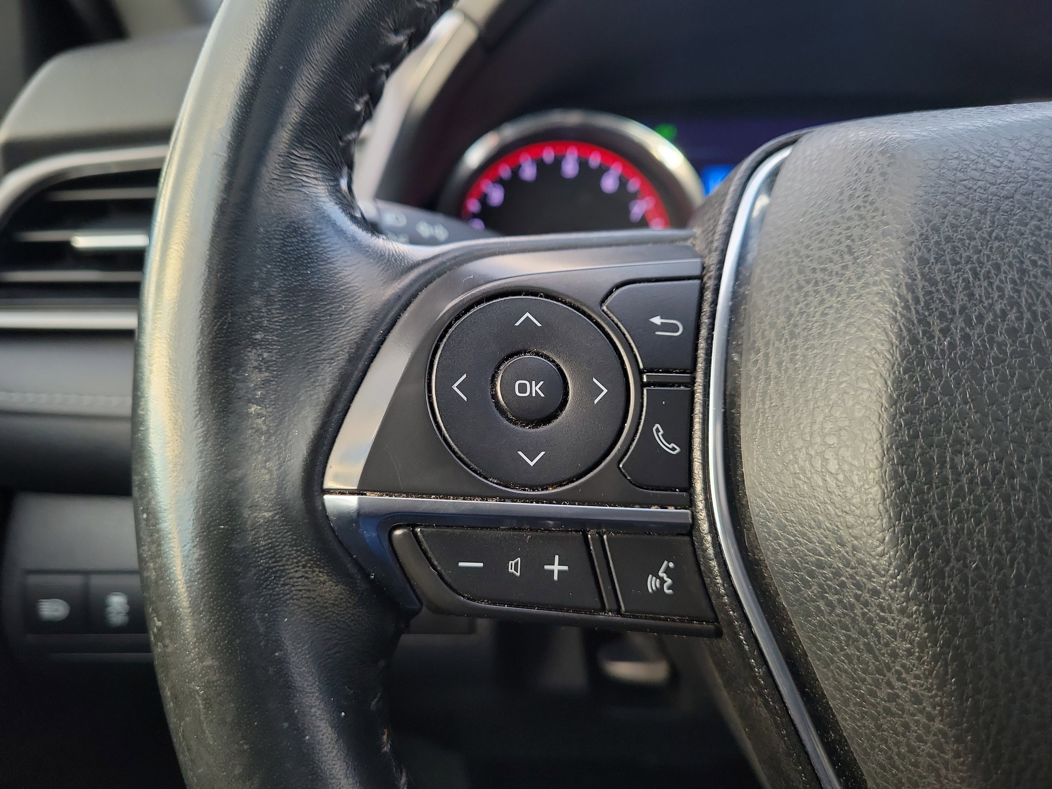 Certified 2020 Toyota Camry XSE image 23