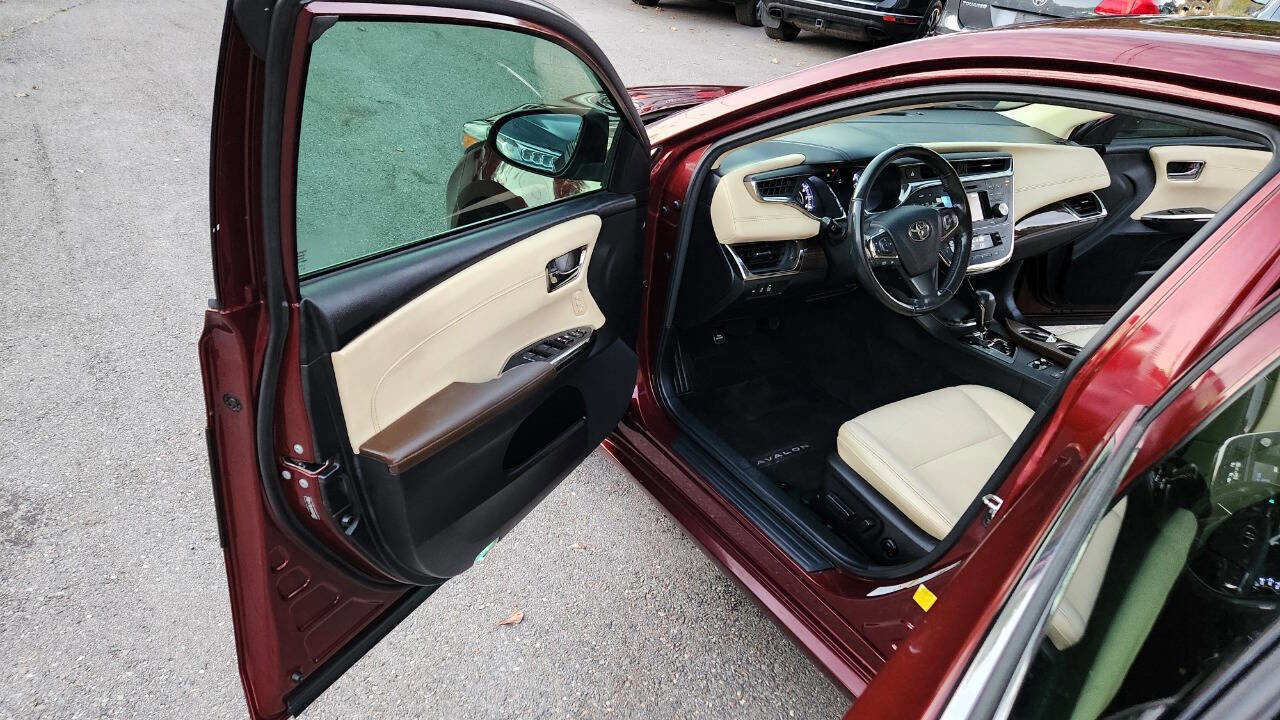 Used 2013 Toyota Avalon XLE Touring image 26