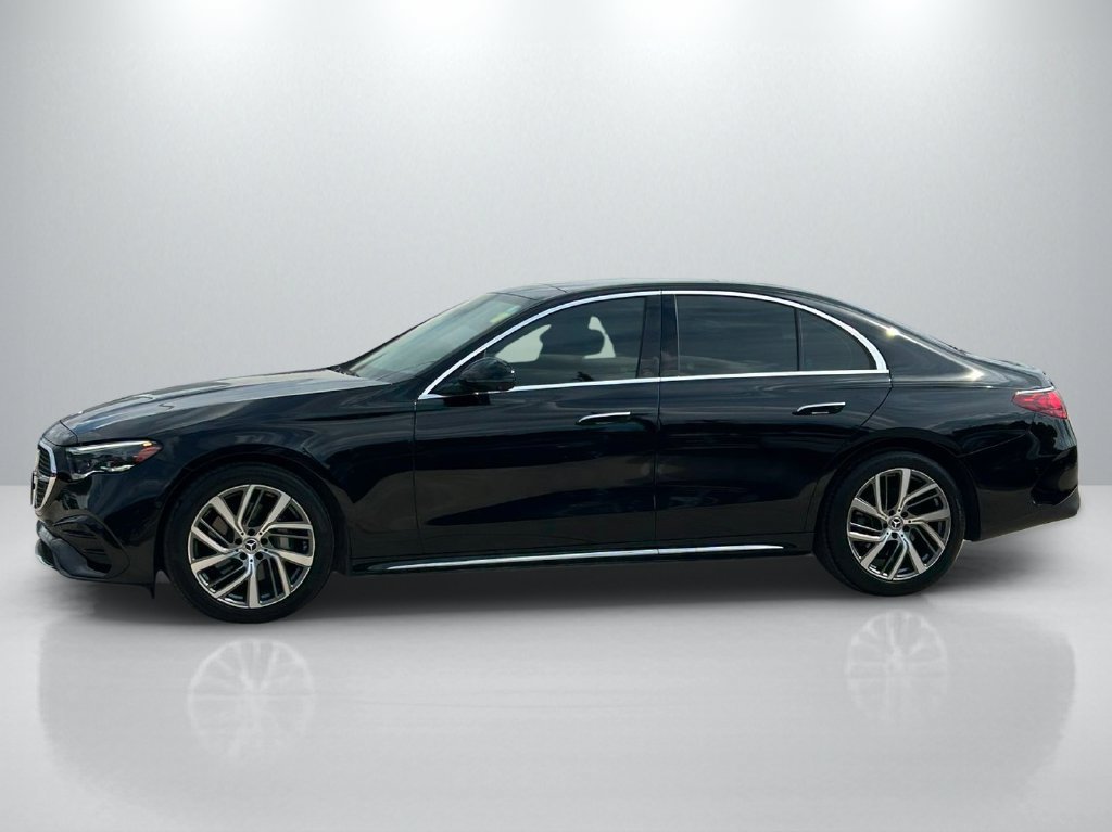 Used 2024 Mercedes-Benz E 350 4MATIC Sedan image 8