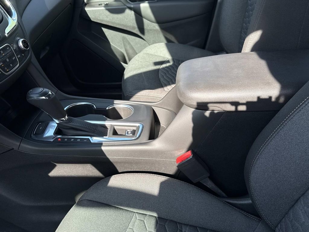 Used 2020 Chevrolet Equinox LT AWD/4WD image 15