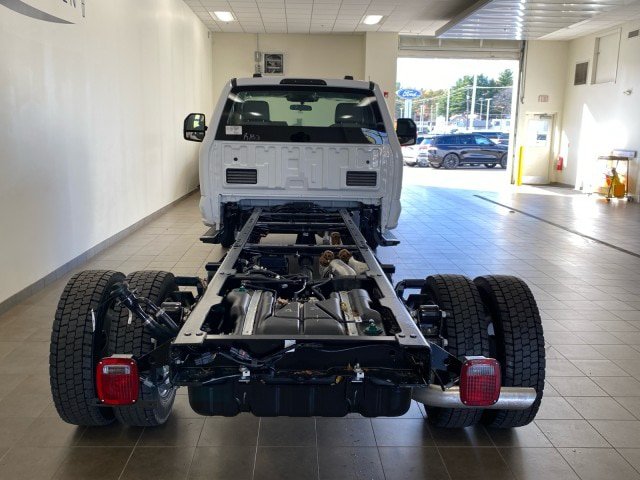 New 2026 Ford F550 Luxury RWD image 6