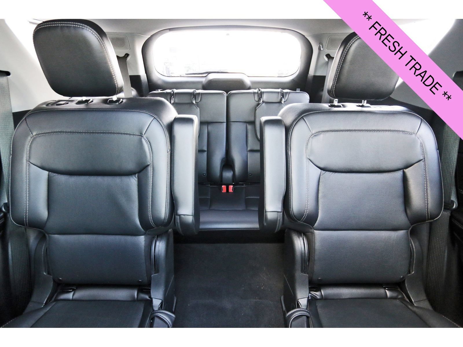 Used 2021 Ford Explorer Limited w/ Equipment Group 301A RWD image 15