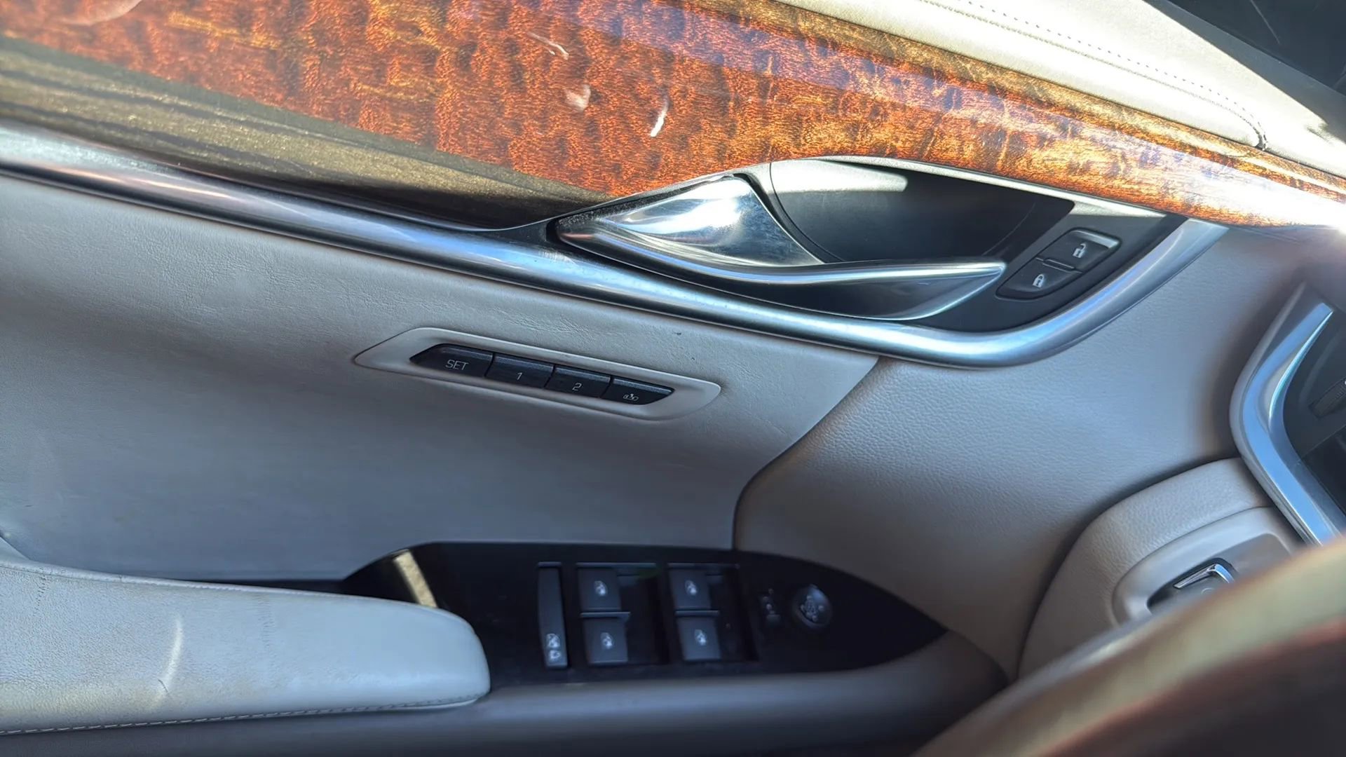 Used 2013 Cadillac XTS Platinum w/ Driver Assist Package image 22