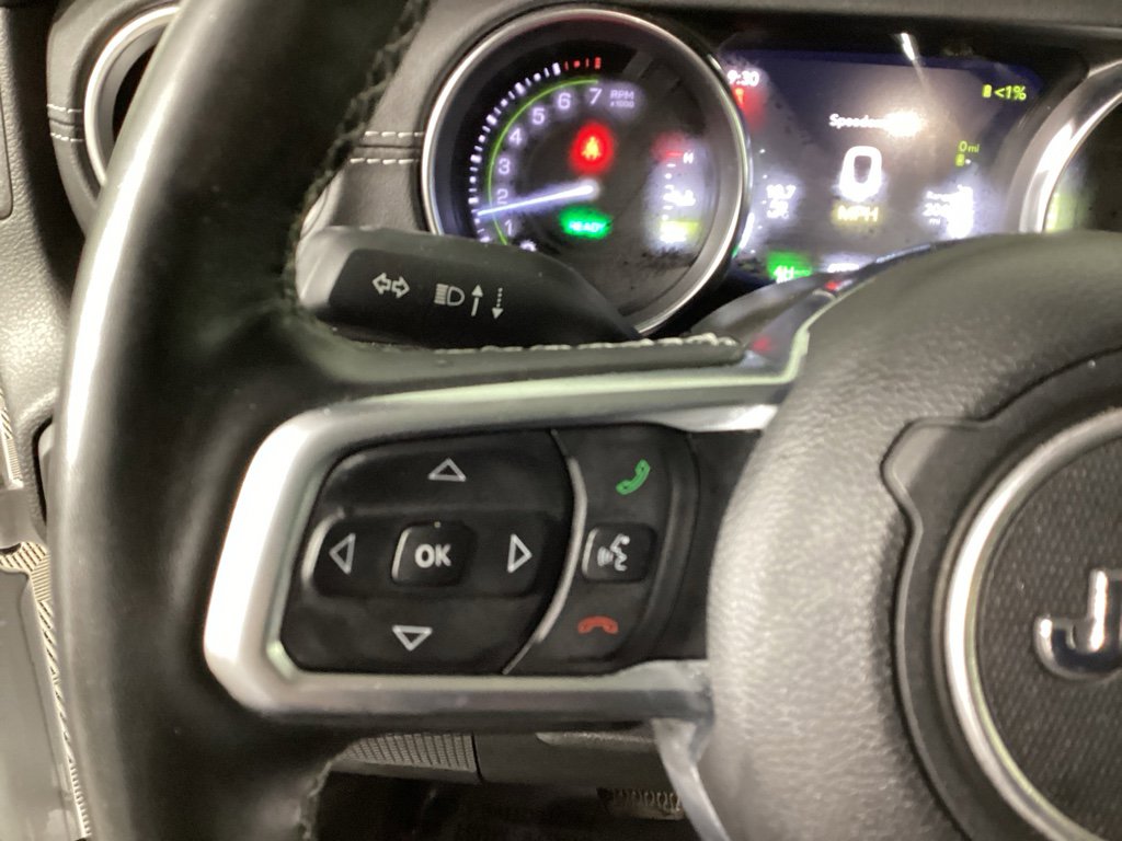 Used 2022 Jeep Wrangler Unlimited Sahara w/ Cold Weather Group image 17