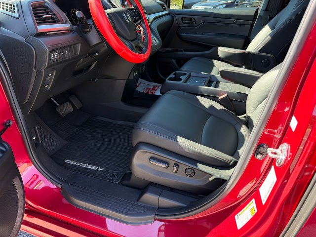 Used 2025 Honda Odyssey Sport-L image 9