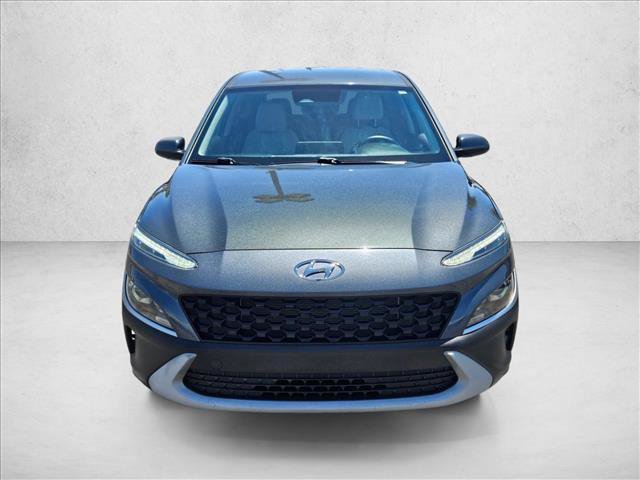 Used 2022 Hyundai Kona SE FWD image 2