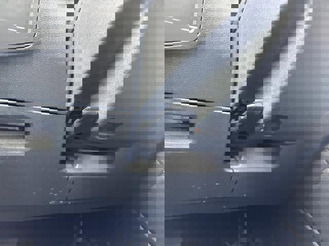 Used 2019 Volkswagen Tiguan SE image 25