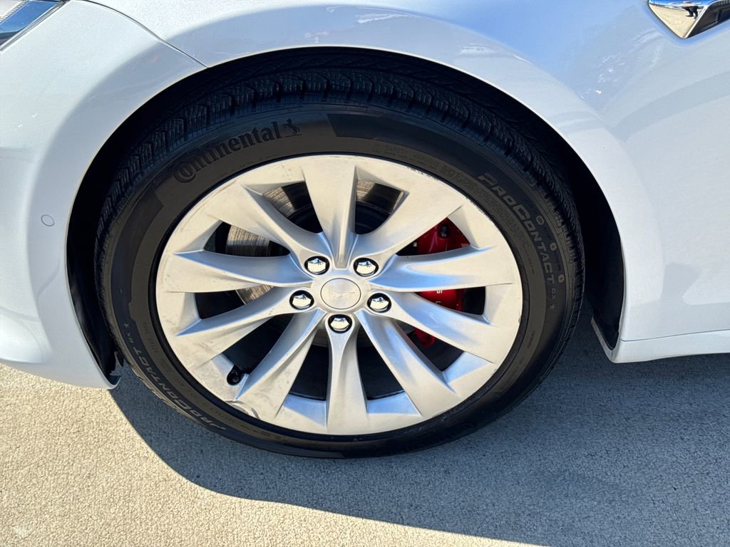 Used 2019 Tesla Model S Performance image 11