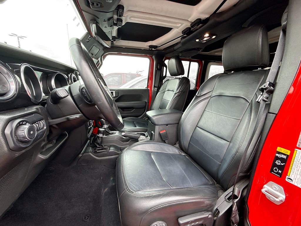 Used 2022 Jeep Wrangler Unlimited Sahara image 23