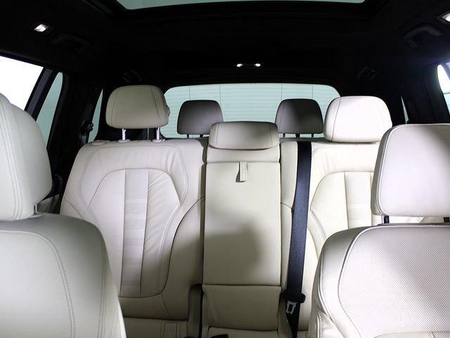 Used 2022 BMW X7 xDrive40i w/ Executive Package AWD/4WD image 20