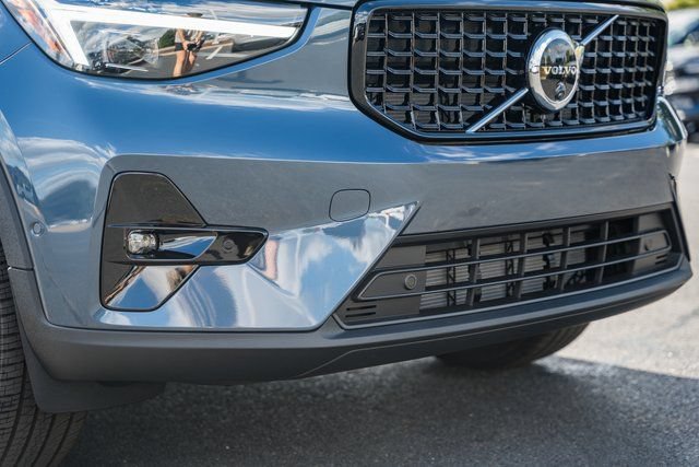 Used 2026 Volvo XC40 B5 Ultra w/ Protection Package Premier AWD/4WD image 12