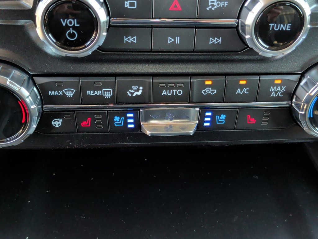 New 2027 Ford F250 Lariat w/ Lariat Ultimate Package AWD/4WD image 30