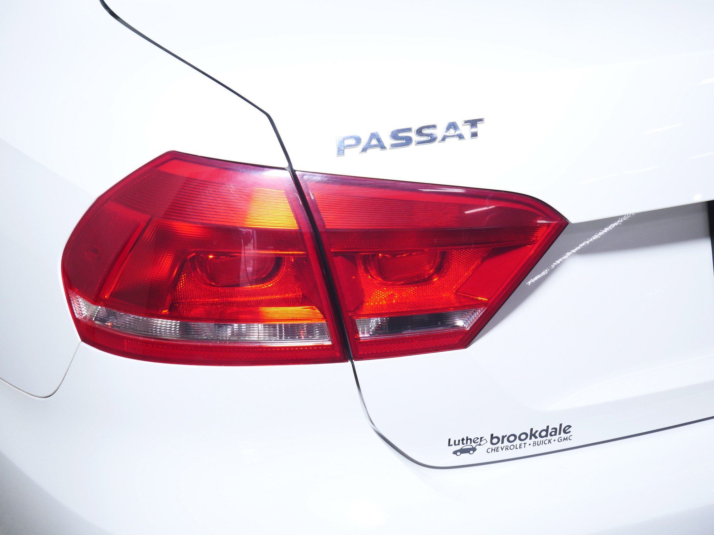 Used 2013 Volkswagen Passat 2.5 S FWD image 17