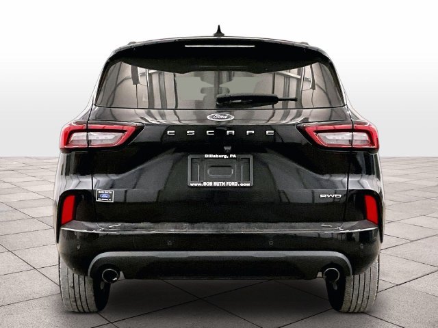 Certified 2023 Ford Escape ST-Line w/ Tech Pack #1 AWD/4WD image 4