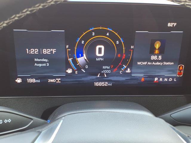Used 2025 Chevrolet Traverse LT AWD/4WD image 21