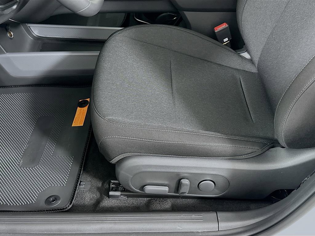 New 2025 Hyundai Ioniq 6 SE image 21