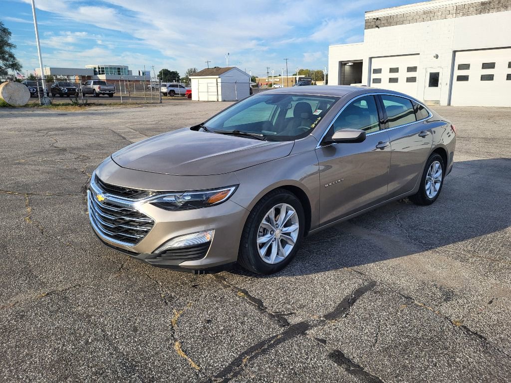 Used 2025 Chevrolet Malibu LT