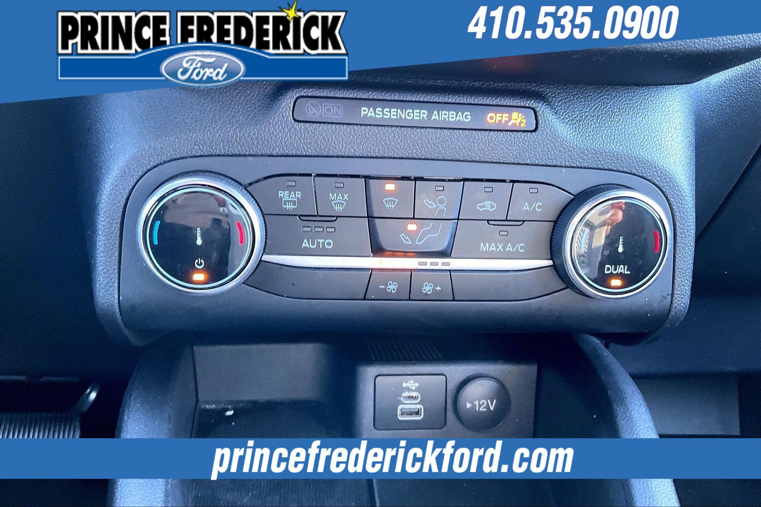 Used 2025 Ford Escape ST-Line image 28