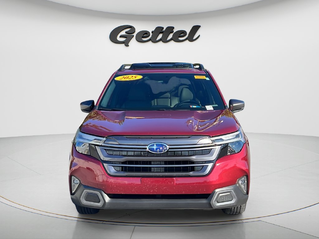 Used 2025 Subaru Forester Limited AWD/4WD image 2