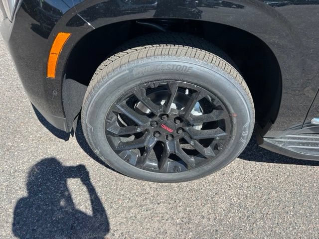 New 2026 GMC Yukon XL Elevation w/ LPO, Floor Liner Package AWD/4WD image 11