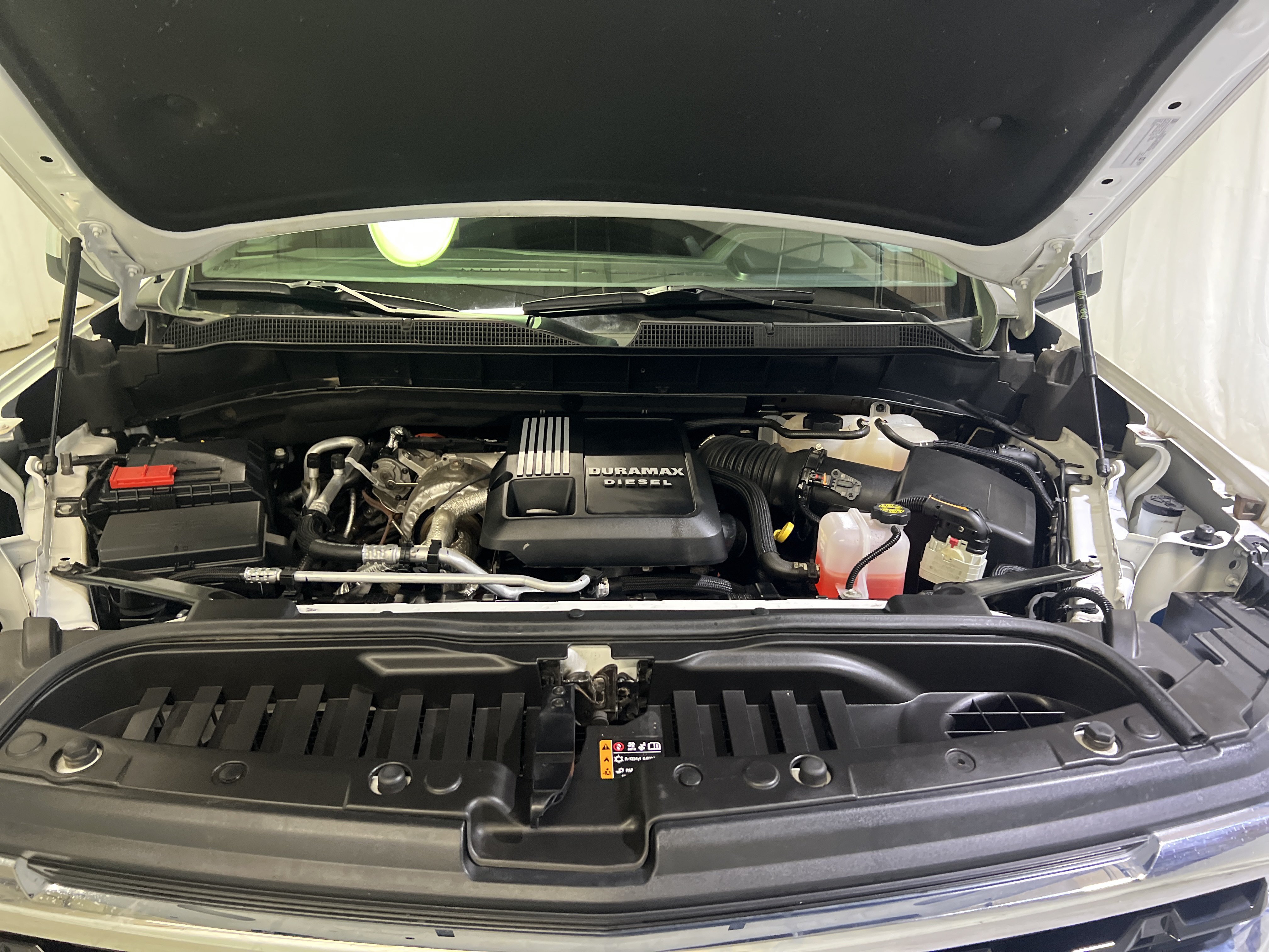 Certified 2023 Chevrolet Silverado 1500 LT AWD/4WD image 15