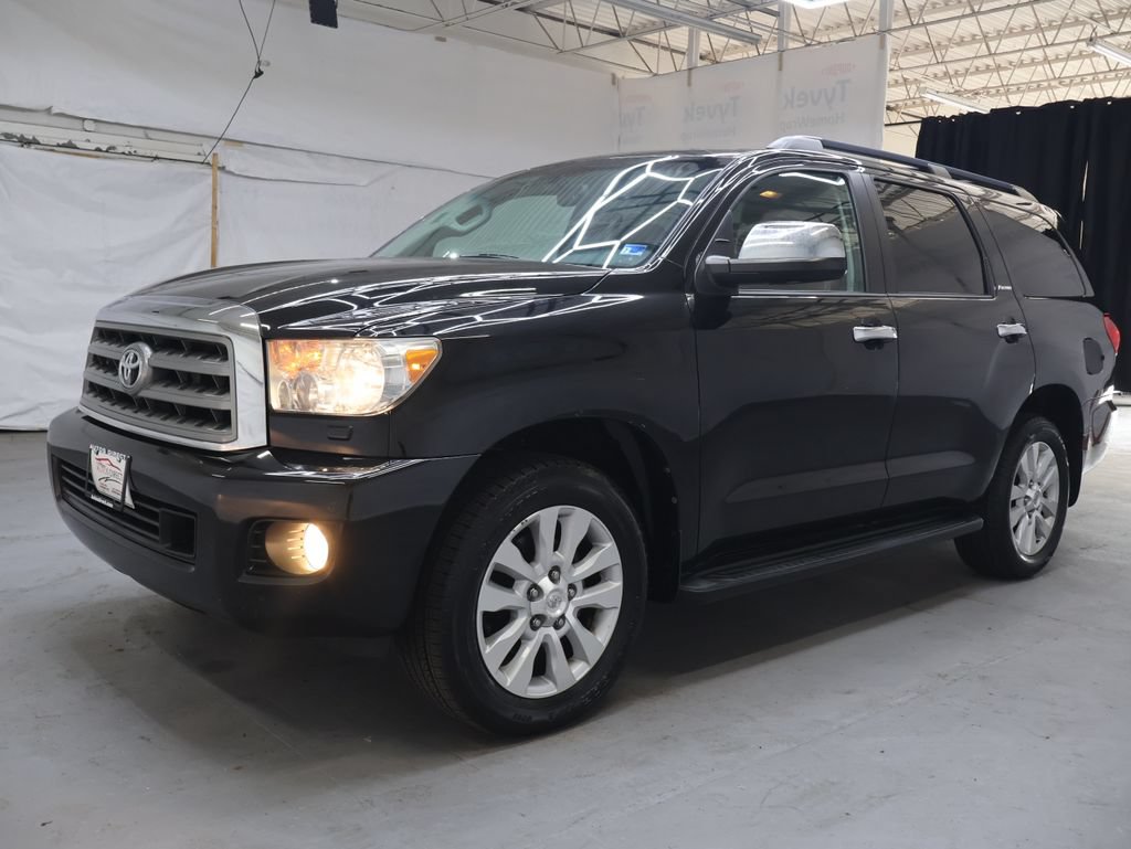 Used 2016 Toyota Sequoia Platinum AWD/4WD image 3