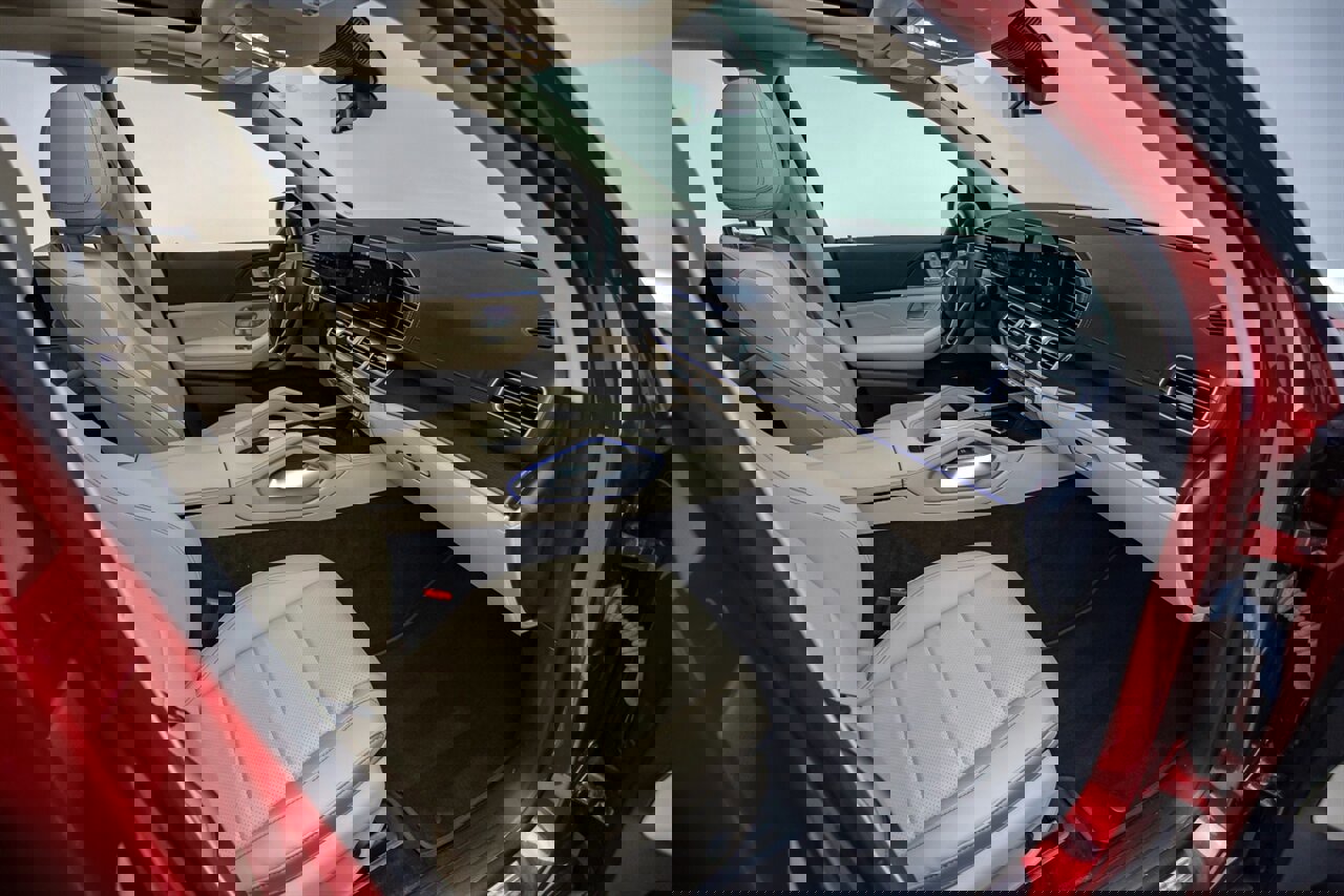 Used 2024 Mercedes-Benz GLE 350 4MATIC image 31