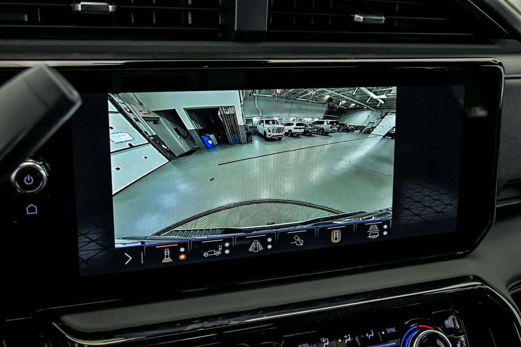 New 2026 GMC Sierra 2500 AT4 w/ AT4 Preferred Package AWD/4WD image 16