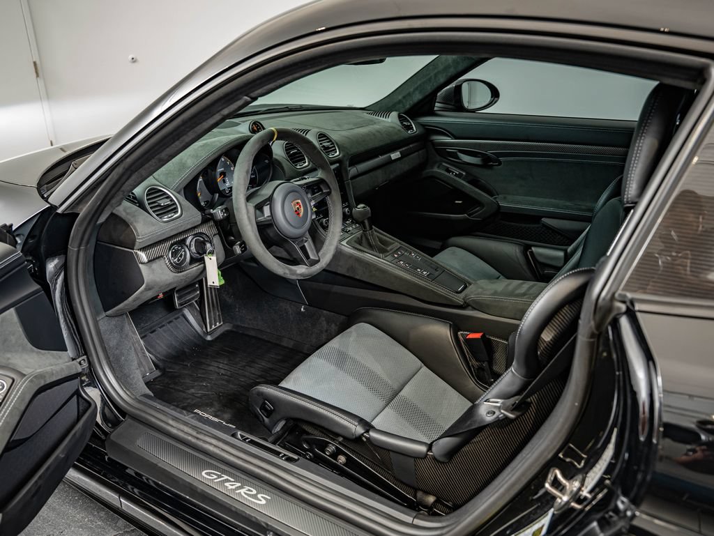 Certified 2024 Porsche 718 Cayman GT4 RS RWD image 54