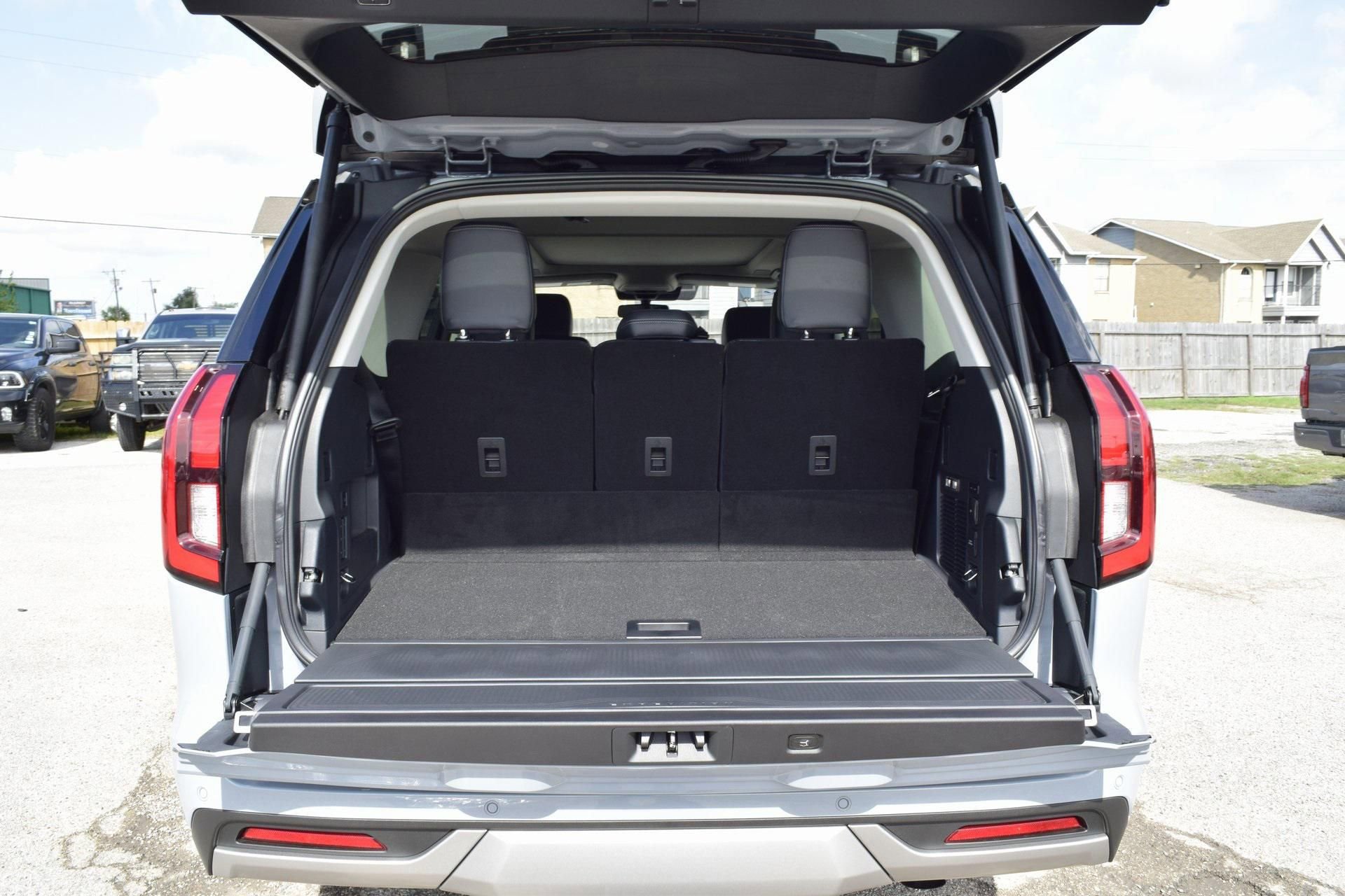 New 2025 Ford Expedition Platinum w/ Driver's Package image 22