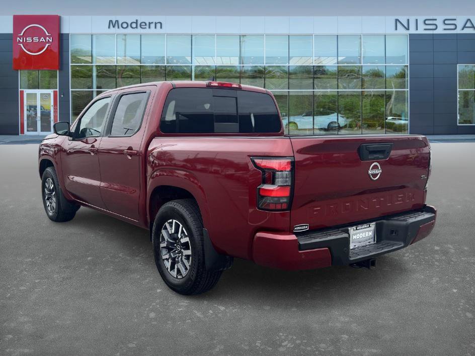 Certified 2024 Nissan Frontier SL w/ Technology Package image 7
