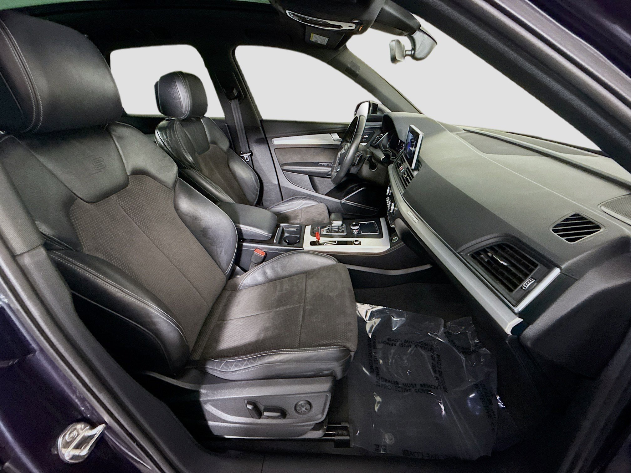 Used 2020 Audi SQ5 Premium Plus w/ Premium Plus Package image 29