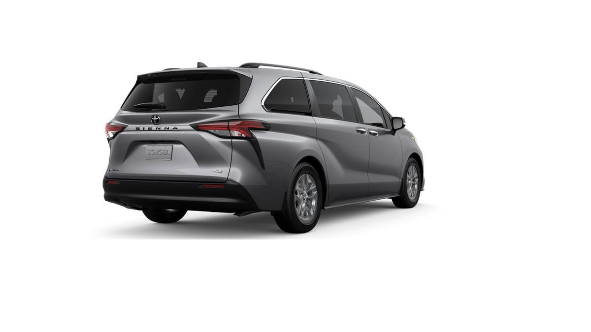 New 2026 Toyota Sienna XLE image 41