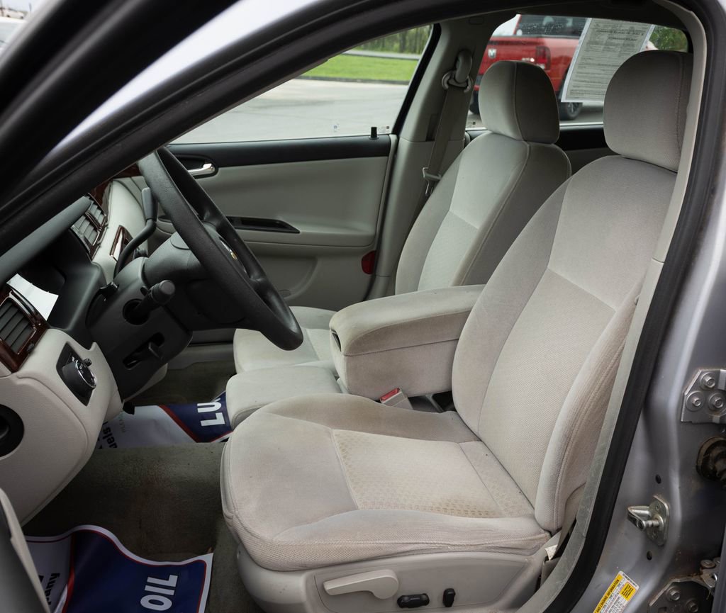 Used 2006 Chevrolet Impala LS FWD image 13