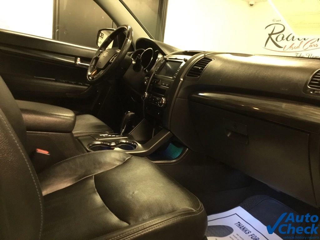 Used 2013 Kia Sorento SX w/ SX Premium Pkg image 37