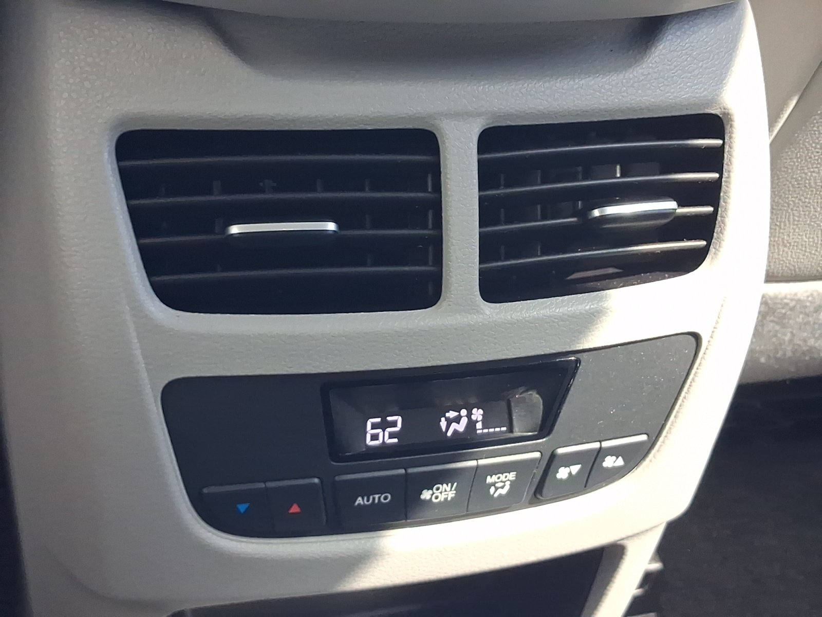 Used 2014 Acura MDX w/ Technology Package AWD/4WD image 26