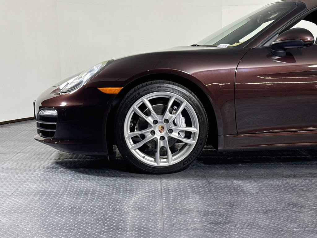 Certified 2015 Porsche Boxster RWD image 25