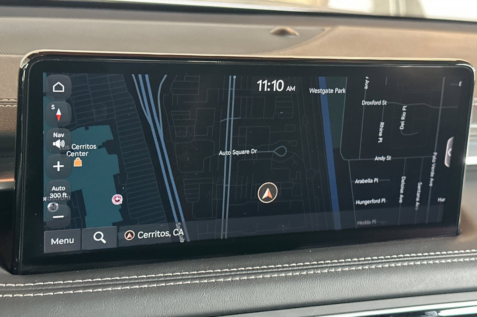 Used 2023 Genesis G70 2.0T image 25