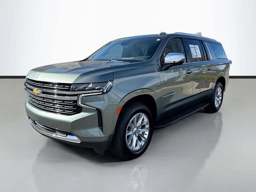 Used 2023 Chevrolet Suburban Premier image 3