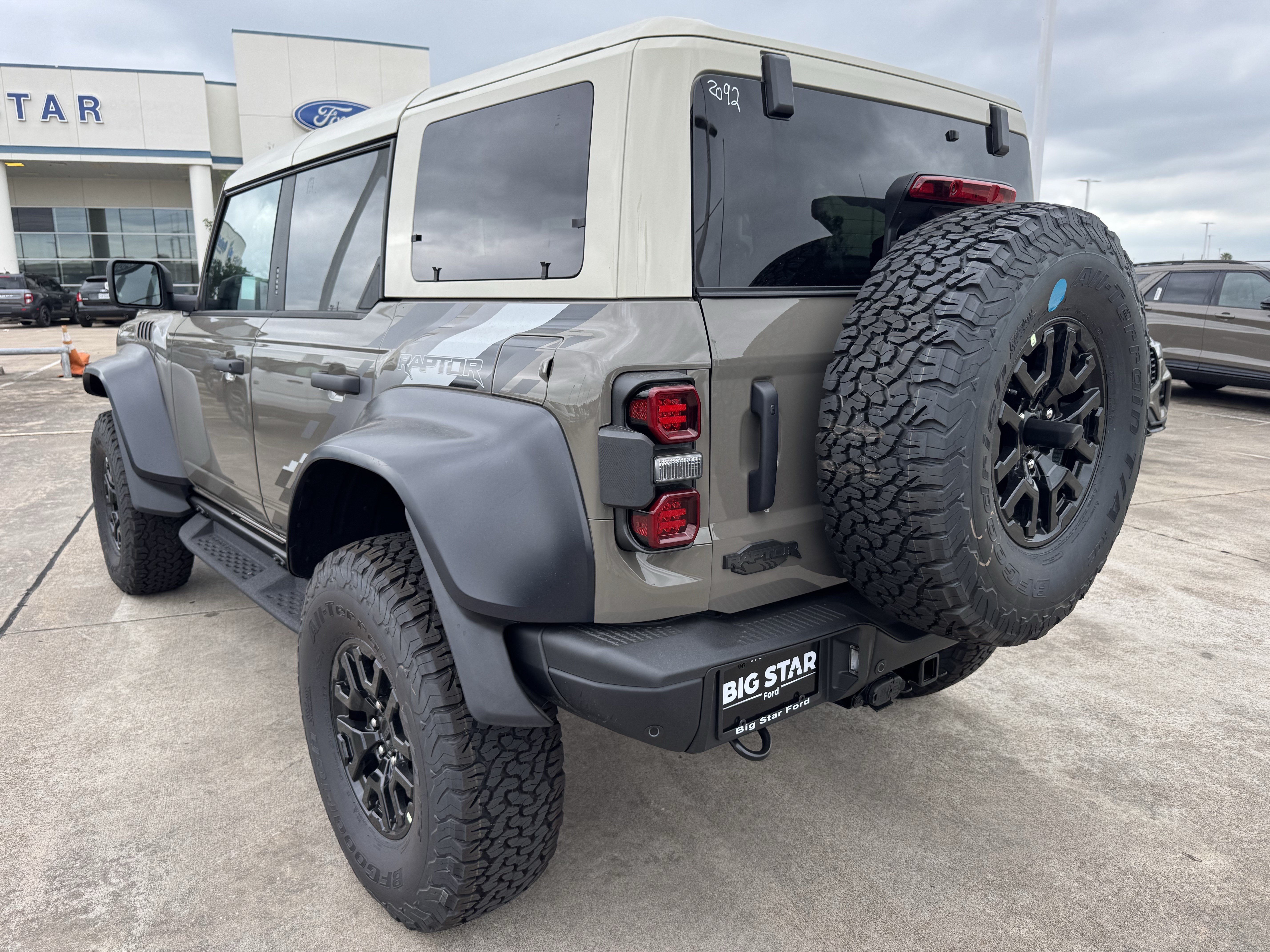 New 2026 Ford Bronco Raptor AWD/4WD image 6